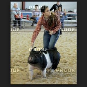 Meet your Posher, Jenna